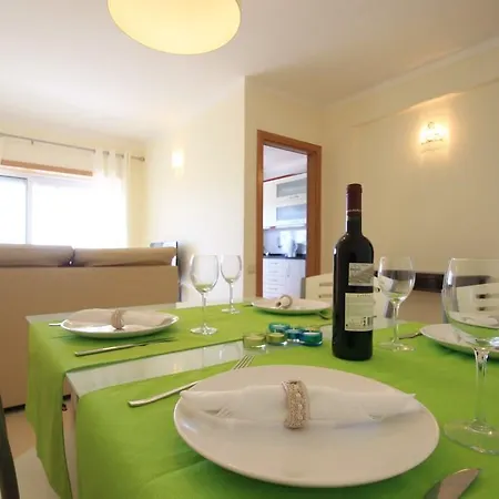 Algarve Holiday سيلفيس